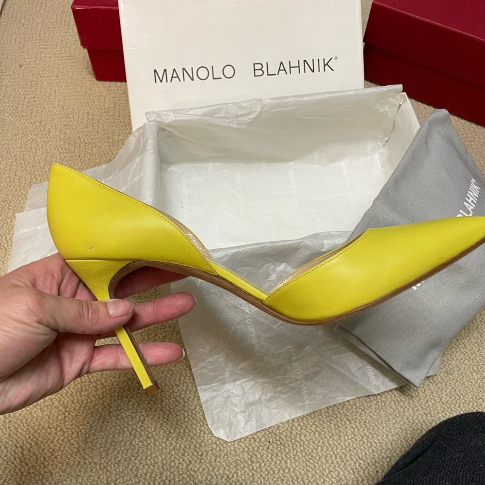 Manolo Blahnik heels - Picture 4 of 8